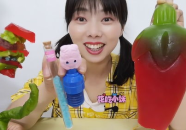 吃软糖欧美小姐姐视频,甜蜜瞬间尽收眼底